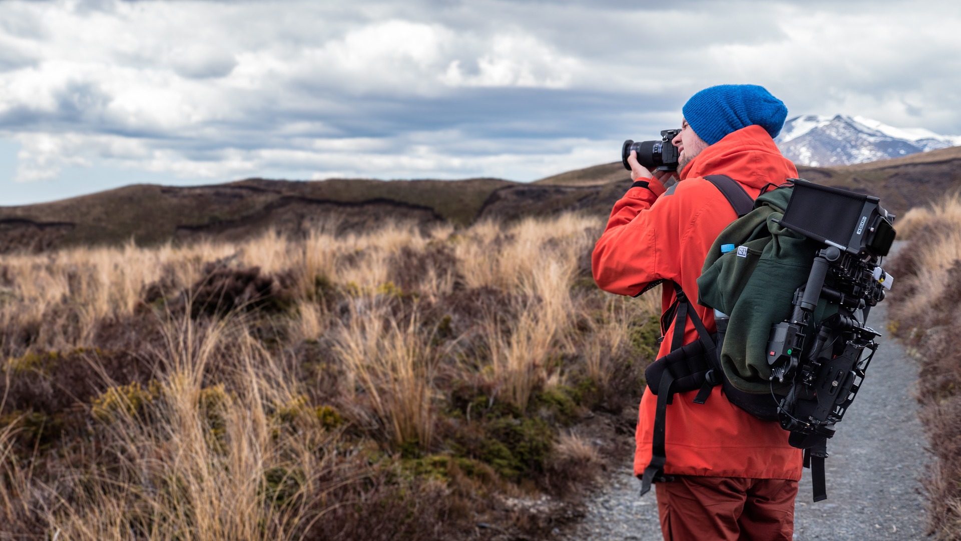 Hiking Vs Walking: A Guide for Beginners